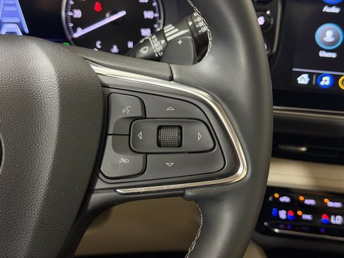 Used 2023 Buick Envision Avenir FWD image 28