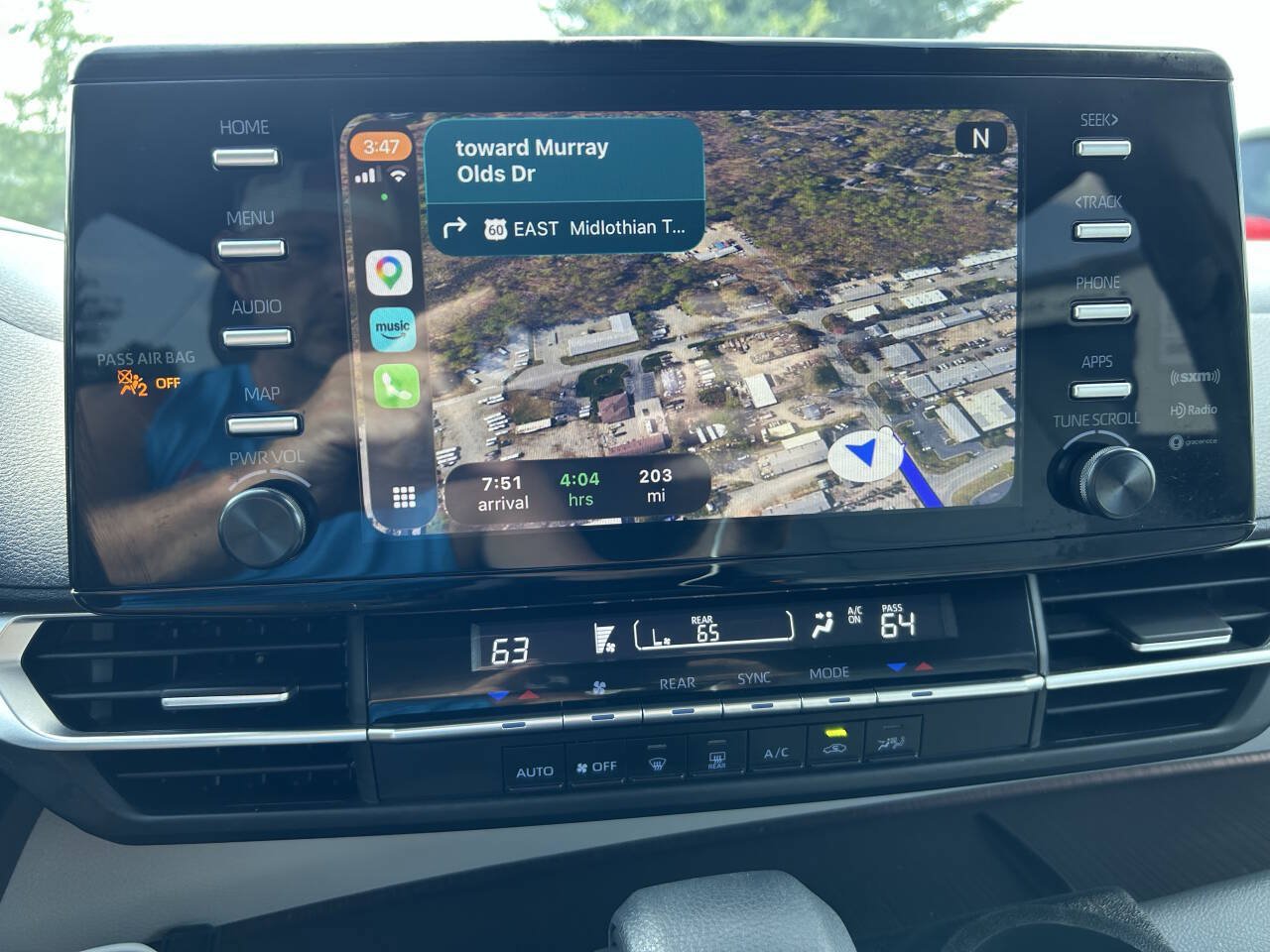 Used 2024 Toyota Sienna LE FWD image 20