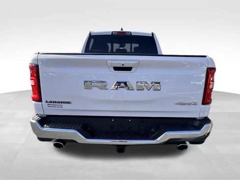 Used 2025 RAM 1500 Laramie AWD/4WD image 6
