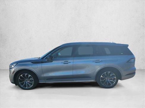 Used 2020 Lincoln Aviator Grand Touring w/ Equipment Group 302A image 9
