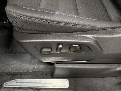 Certified 2025 Chevrolet Silverado 1500 LT w/ Convenience Package II image 20