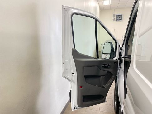New 2026 Ford Transit 350 148 Medium Roof RWD image 12