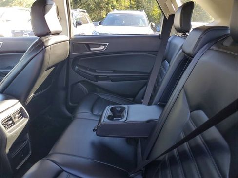 Used 2023 Ford Edge SEL image 27