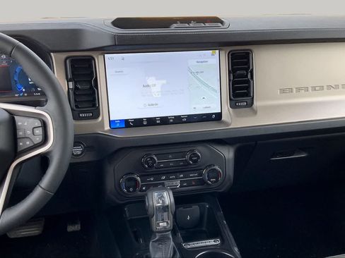 New 2026 Ford Bronco Outer Banks AWD/4WD image 6