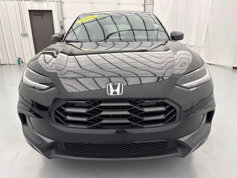 Used 2025 Honda HR-V Sport image 2