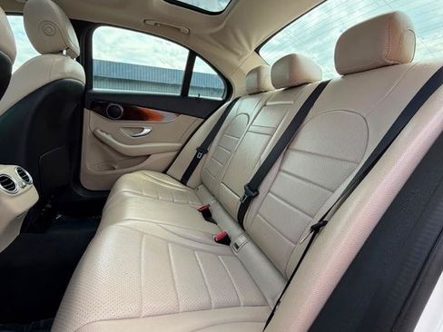 Used 2018 Mercedes-Benz C 300 4MATIC Sedan image 25