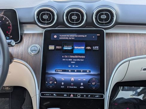 Used 2025 Mercedes-Benz C 300 Sedan image 18