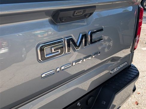 Used 2024 GMC Sierra 1500 Elevation image 17