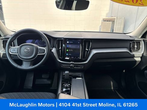 Certified 2023 Volvo XC60 B5 Core AWD/4WD image 13