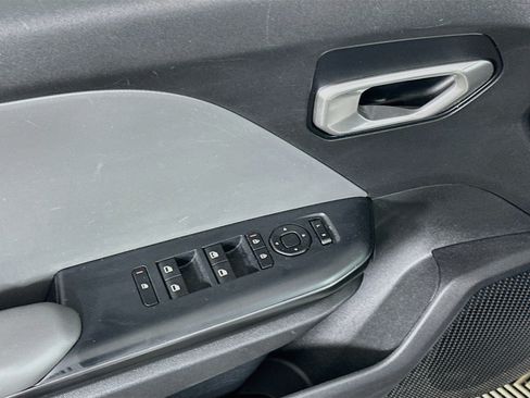 Used 2025 Kia K4 FWD image 15