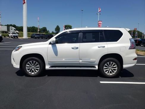Used 2015 Lexus GX 460 w/ Premium Package AWD/4WD image 9