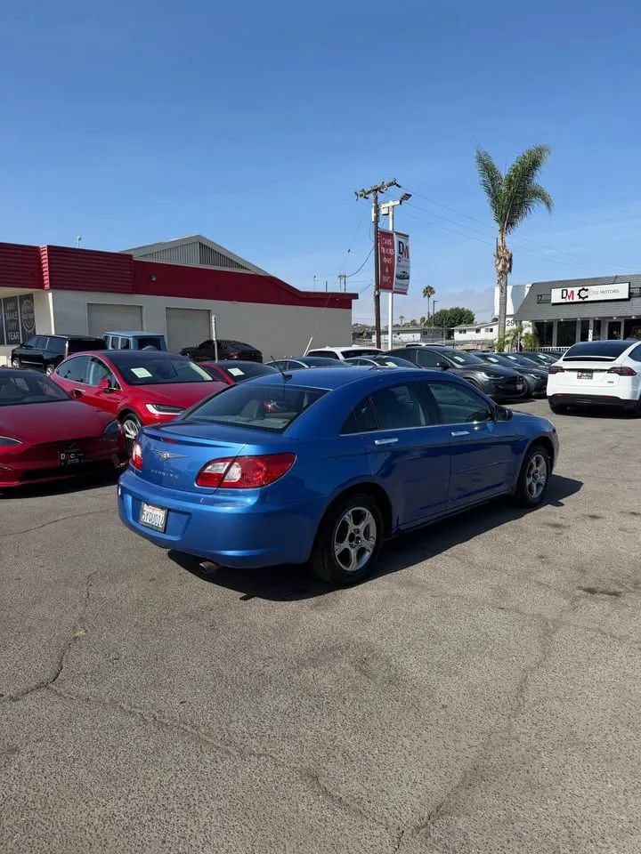 Used 2007 Chrysler Sebring Limited w/ Premium Group FWD image 4