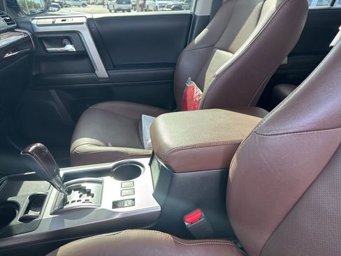 Used 2023 Toyota 4Runner Limited RWD image 17
