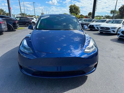 Used 2023 Tesla Model Y Performance image 2