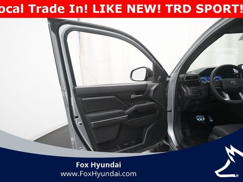 Used 2024 Toyota Tacoma TRD Sport w/ TRD Sport Upgrade Package image 27