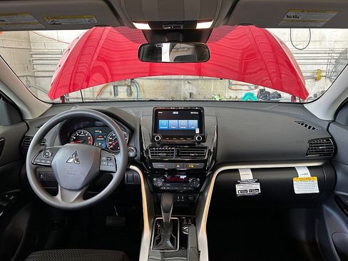 New 2026 Mitsubishi Eclipse Cross LE image 19