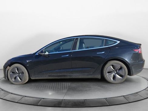 Used 2018 Tesla Model 3 Long Range image 2