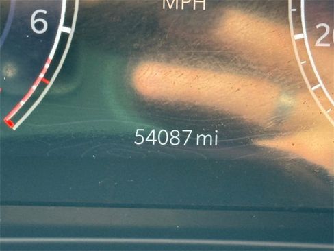 Used 2024 Jeep Grand Cherokee L Laredo image 19