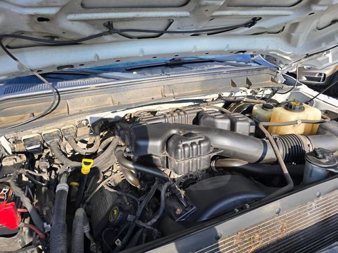 Used 2016 Ford F250 XL w/ Power Equipment Group image 38