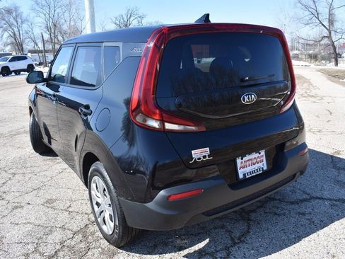 Used 2021 Kia Soul LX image 5