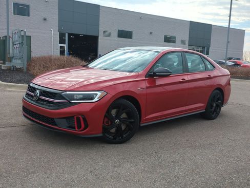Used 2023 Volkswagen Jetta GLI Autobahn image 1