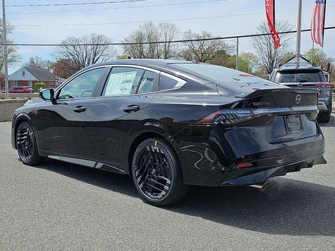 New 2026 Nissan Sentra SR w/ SR Premium Package image 3