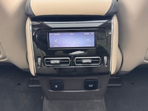 Used 2023 Lincoln Aviator Reserve w/ Class IV Trailer Tow Package image 29