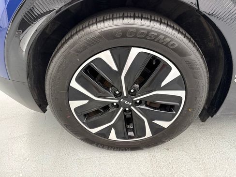 Used 2023 Kia EV6 Wind RWD image 13