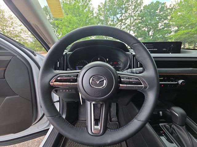 Used 2026 MAZDA CX-50 AWD 2.5 Hybrid w/ Premium Pkg image 14