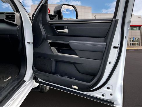 Used 2024 Toyota Tundra Limited image 24
