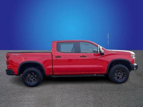 Used 2024 Chevrolet Silverado 1500 ZR2 w/ ZR2 Bison Edition AWD/4WD image 4