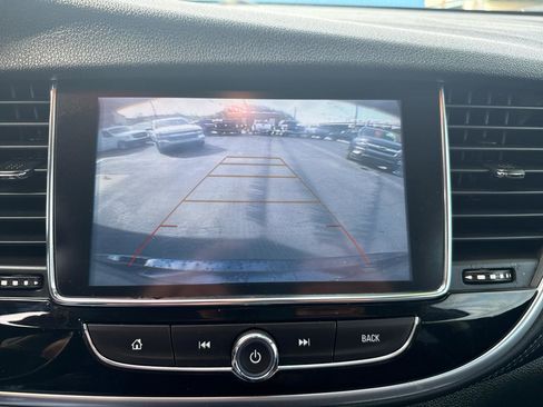 Used 2021 Buick Encore Preferred w/ Safety Package FWD image 19