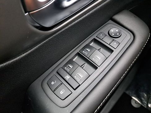 New 2026 Chrysler Pacifica Select w/ S Appearance Package FWD image 25
