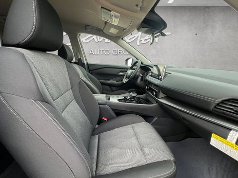 New 2026 Nissan Rogue SV FWD image 25