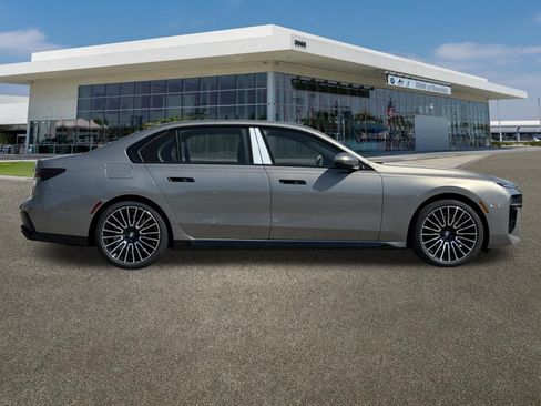 New 2026 BMW 760i xDrive AWD/4WD image 12