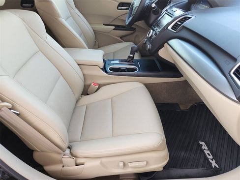 Used 2018 Acura RDX w/ Technology Package image 14