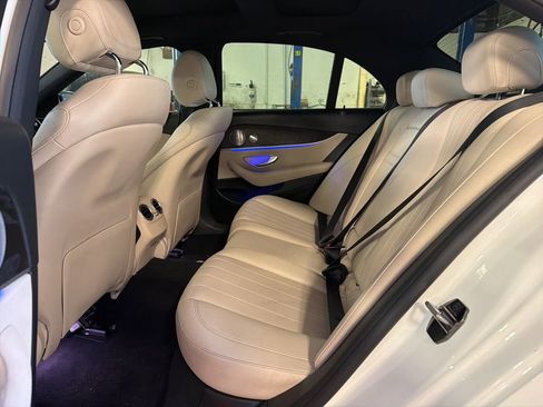 Used 2017 Mercedes-Benz E 300 image 5