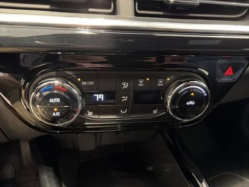 New 2026 Chevrolet Trax RS image 19