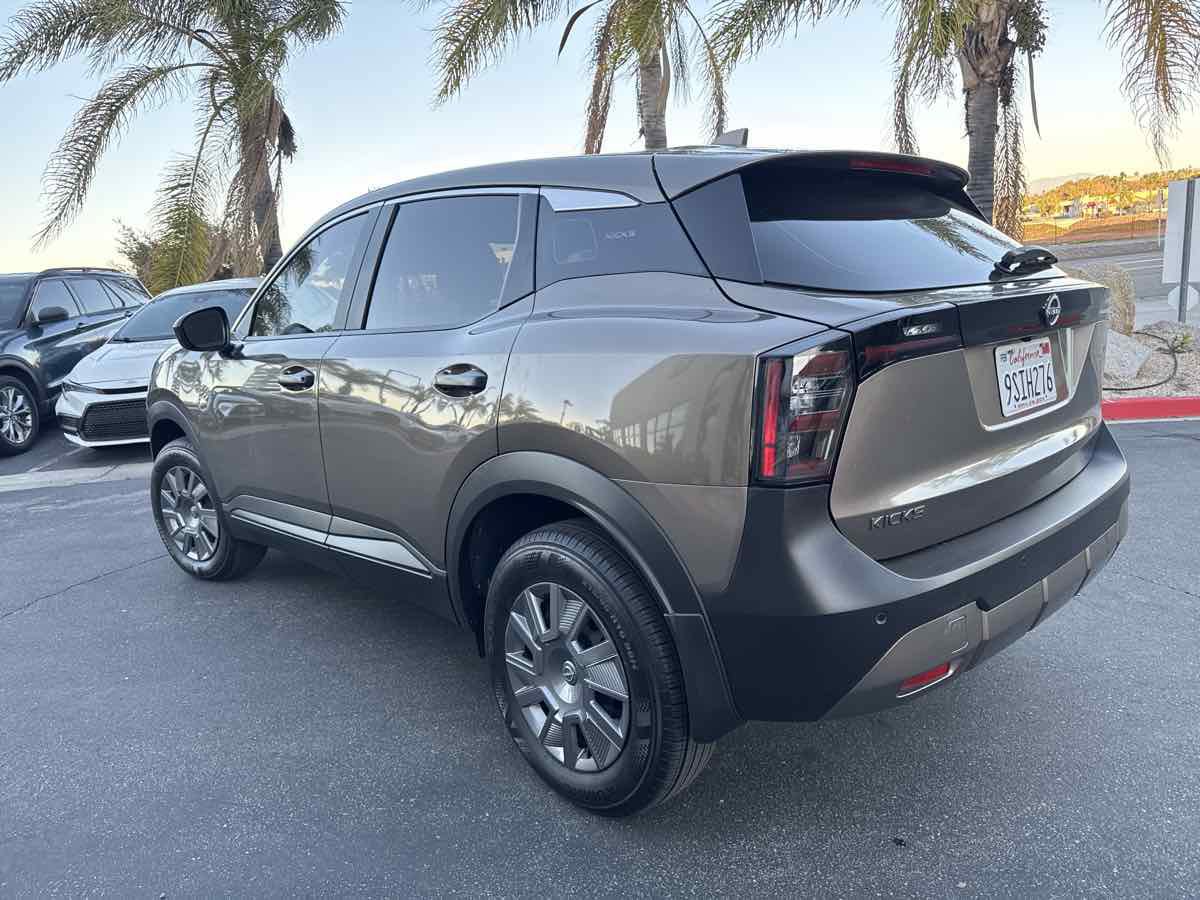 Used 2025 Nissan Kicks S w/ Charging Package FWD image 14