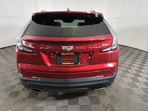 Used 2020 Cadillac XT4 Sport FWD image 3