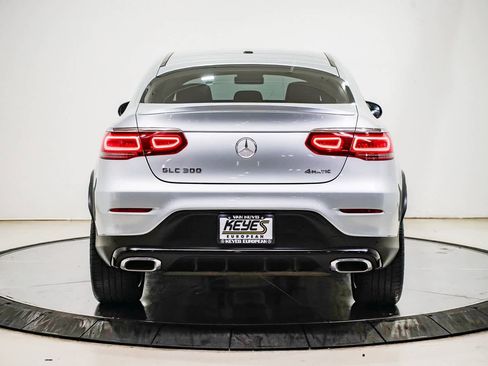 Used 2023 Mercedes-Benz GLC 300 4MATIC Coupe image 3