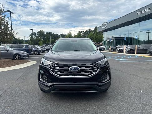 Used 2024 Ford Edge Titanium AWD/4WD image 2