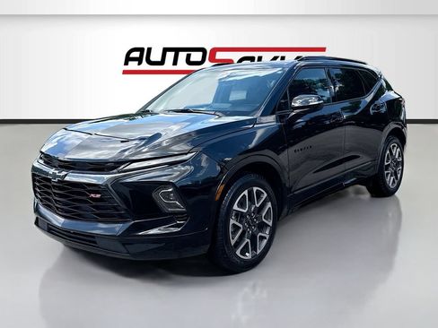 Used 2025 Chevrolet Blazer RS w/ LPO, Floor Liner Package FWD image 3