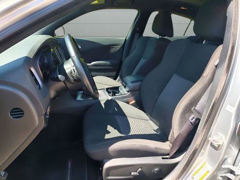 Used 2023 Dodge Charger R/T w/ Blacktop Package image 12