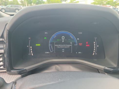 Used 2025 Toyota Camry SE FWD image 26