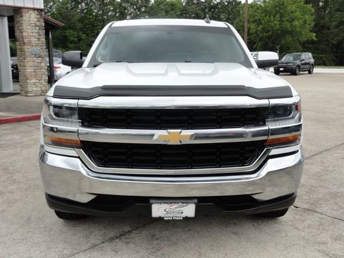 Used 2018 Chevrolet Silverado 1500 LT RWD image 2