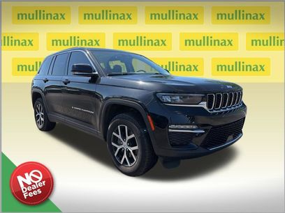 Used 2023 Jeep Grand Cherokee Limited w/ Trailer Tow Prep Group (B)