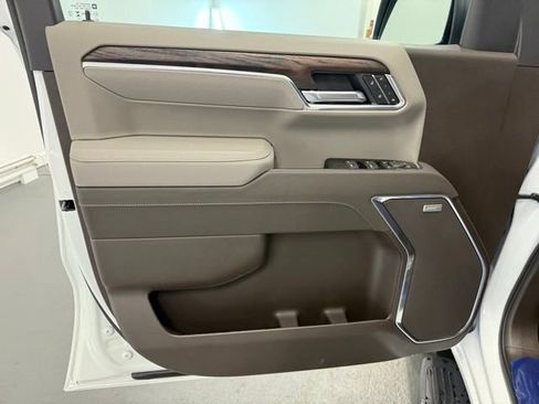 New 2026 GMC Sierra 1500 SLT w/ SLT Premium Plus Package image 13