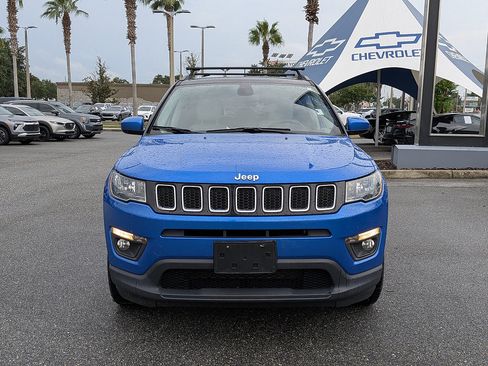 Used 2020 Jeep Compass Latitude w/ Cold Weather Group AWD/4WD image 8
