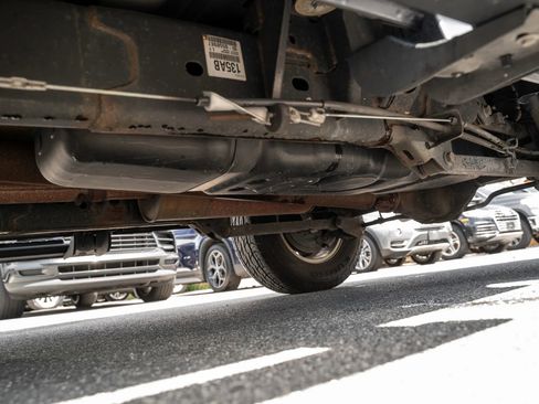 Used 2017 RAM 1500 Classic SLT image 32